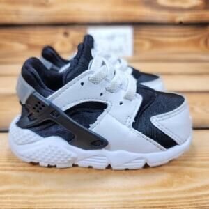 Nike Huarache Run Toddler 4C Black White Athletic Shoes for Boys Girls Unisex
